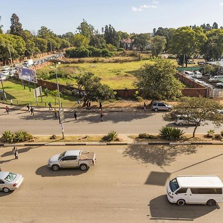 N1 Hotel Rotten Row Harare Luaran gambar