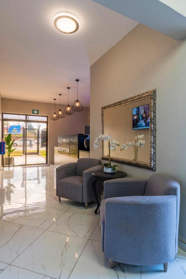 N1 Hotel Rotten Row Harare Luaran gambar